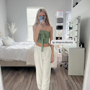 gaze printed tie front crop top